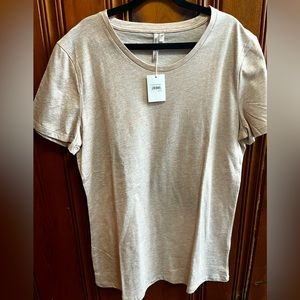 New With Tags!! Banana Republic Signature T-Shirt with Gold Shimmer Fabric